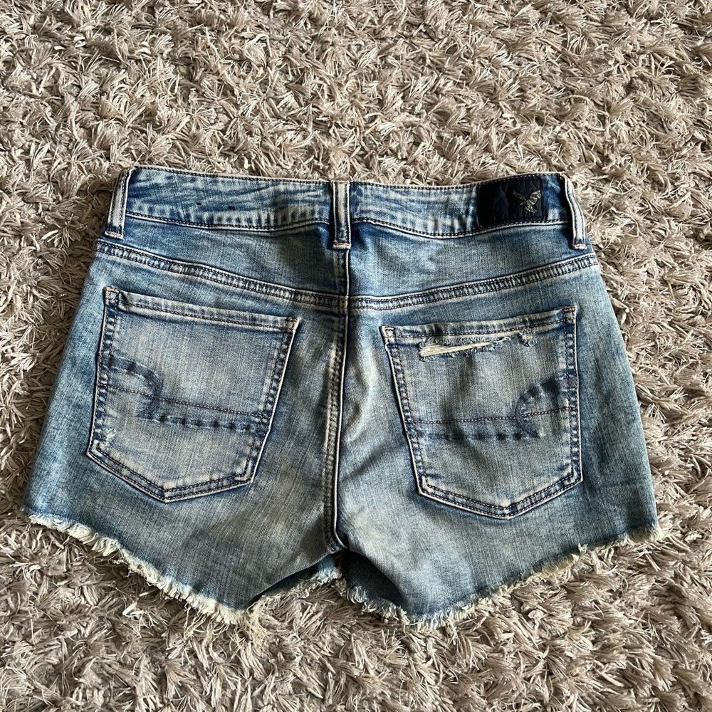 American Eagle MIDI Shorts - Picture 2 of 3